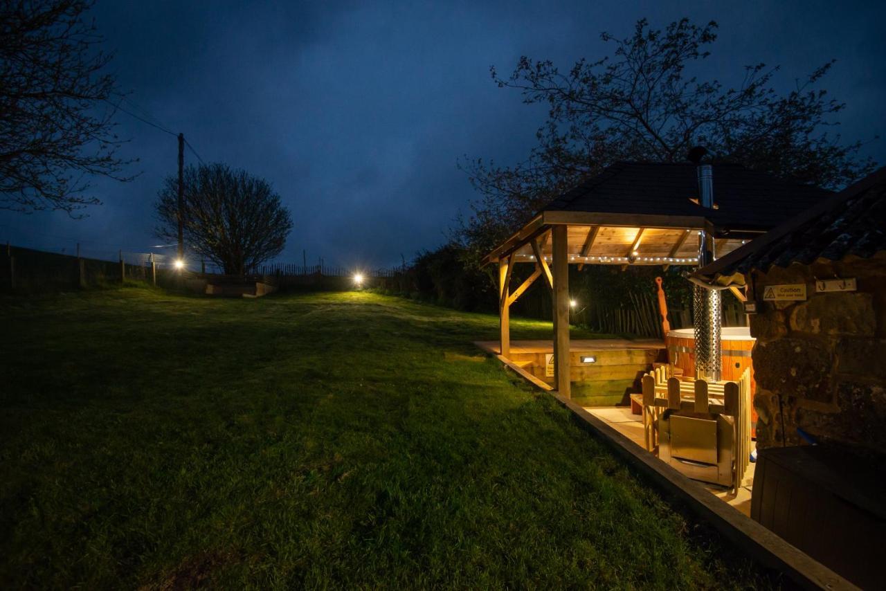 East Cottage * Wood Burning Hot Tub * Garden St Andrews Exterior foto